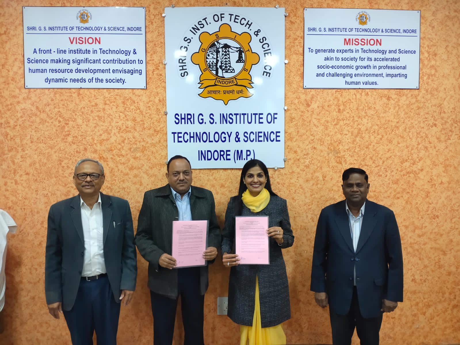 Laurels School International signs Memorandum of Understanding (MoU) With Shri G.S. Institute of Technology & Science (SGSITS) for future ready school education